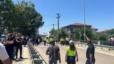 Bursa'nın merkez Osmangazi ilçesine bağlı İsmetiye Mahallesi'nde çıkan orman yangını