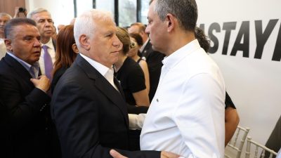 Evinde oluşan bir arızaya müdahale ettiği sırada elektrik akımına kapılan