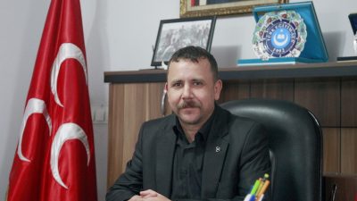 Bursa'nın Orhangazi ilçesinde dün akşam Gazze için yapılan yürüyüş'te açılan