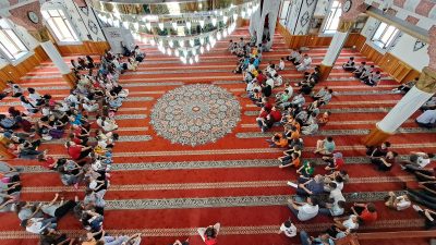 Bursa'nın Orhangazi ilçesinde ilçe müftülüğü tarafından 2024-2025 eğitim öğretim yılı