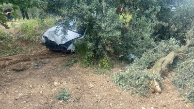 Bursa'da, Orhangazi - İznik yolu üzerinde meydana gelen trafik kazasında