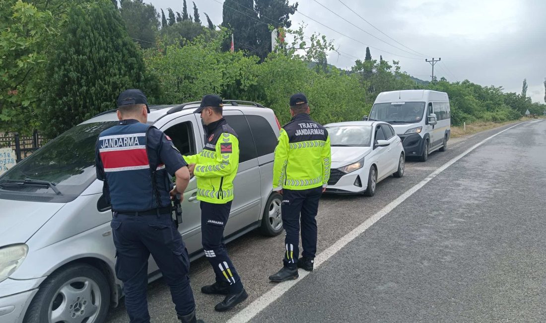 Bursa'nın Orhangazi ilçesinde ilçe Jandarma Komutanlığı'na bağlı trafik ekipleri kurban