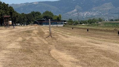 Bursa Büyükşehir Belediyesi ekipleri, yaz mevsiminin gelmesiyle birlikte İznik Gölü
