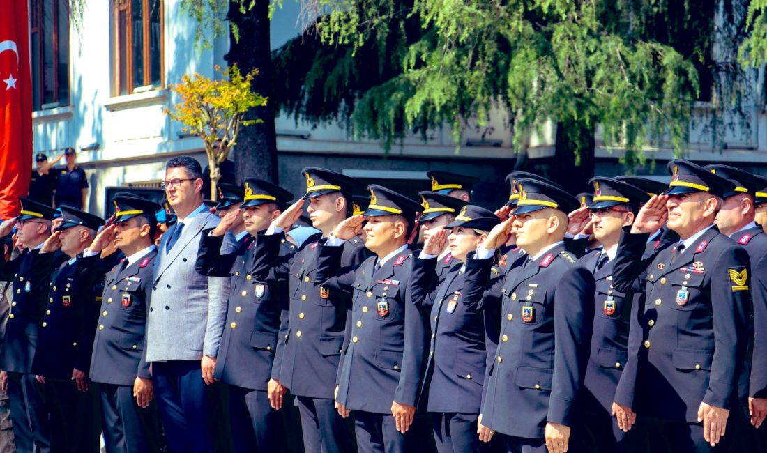 Jandarma Teşkilatının Kuruluşunun 186'ncı Yıl Dönümü Etkinlikleri kapsamında Bursa heykel