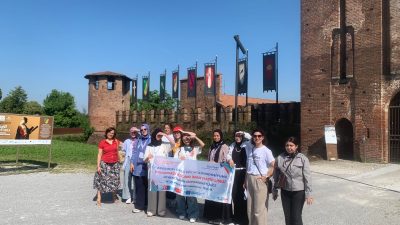 Orhangazi Kız Anadolu İmam Hatip Lisesi İngilizce Öğretmeni Meltem Oral