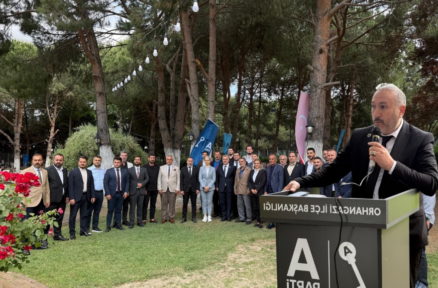 Mart ayında kuruluşunu tamamlayan Anahtar Parti'nin Orhangazi ilçe teşkilatı, İznik