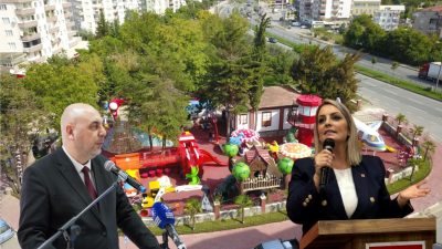 Orhangazi Belediye Başkanı Bekir Aydın, CHP Orhangazi İlçe Başkanı Berna