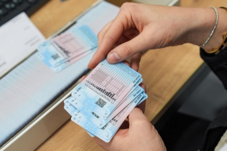 Eski tip sürücü belgesi kullanan 3 milyon 549 bin 583