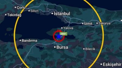 Bursa'da hissedilen deprem meydana geldi. Sarsıntıyı hissedenler panikle kendilerini dışarı