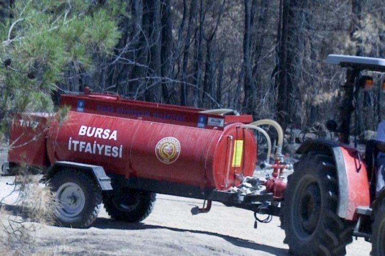 Bursa Büyükşehir Belediyesi tarafından kırsal mahallelere ücretsiz olarak dağıtılan traktör