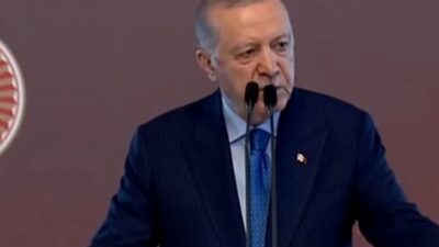 Cumhurbaşkanı Recep Tayyip Erdoğan, 15 Temmuz mesajında, "Bu millet destan