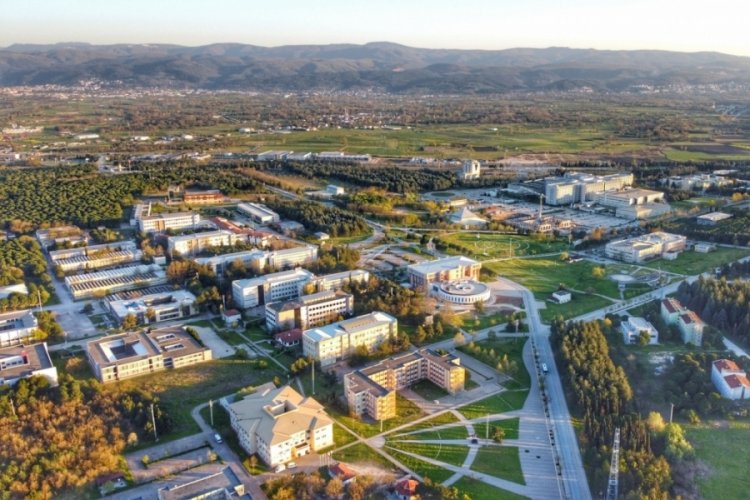 Bursa Uludağ Üniversitesi, hastane ve ilçe yerleşkelerinde görev yapmak üzere