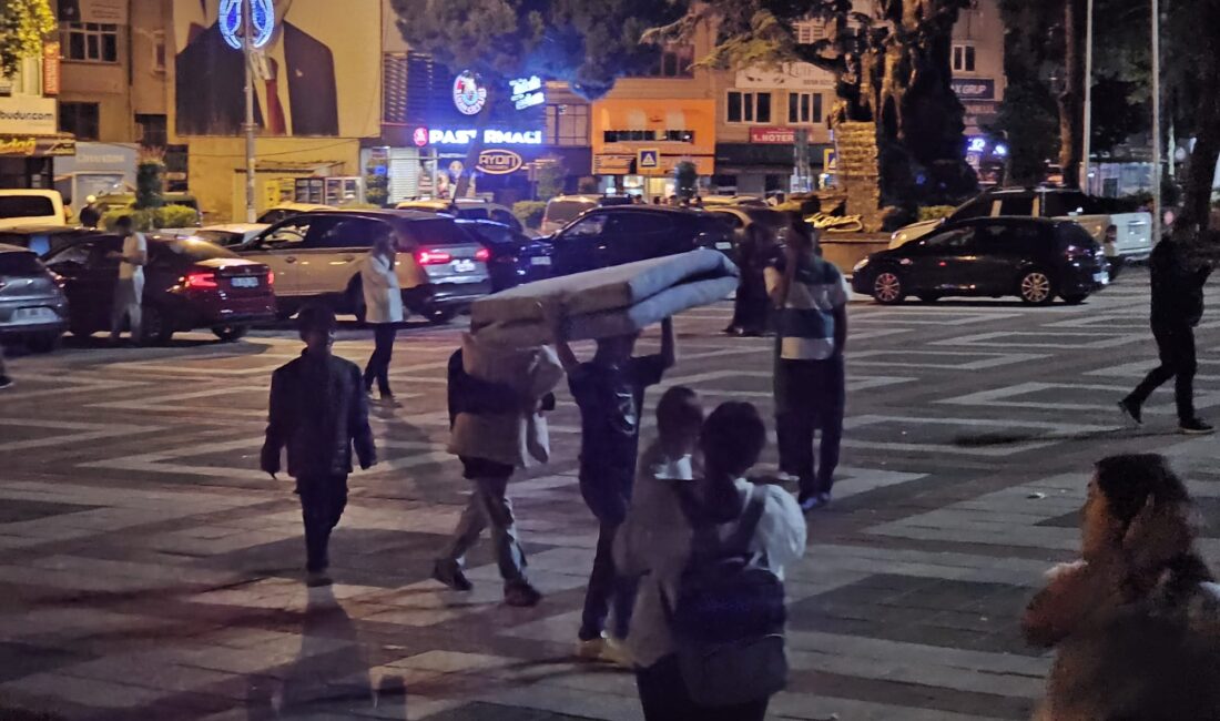 Bursa'da dün peş peşe meydana gelen Gemlik merkezli iki deprem