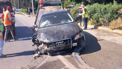 Yalova - Orhangazi yolu üzeri süpürgelik Mevkiinde meydana gelen trafik