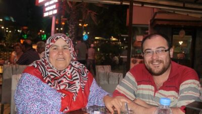 Orhangazi'nin tanınmış simalarından Gazeteci Muharrem Değirmen'in annesi Kadriye Değirmen, tedavi