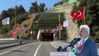 Bursa'da Ulaştırma ve Altyapı Bakanlığı tarafından yapımı tamamlanan Doğancı Tüneli
