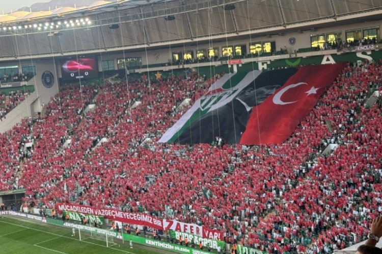 TFF 2. lig 2. hafta karşılaşmasında Bursaspor kendi seyircisi önünde