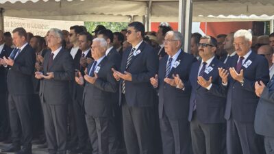  Türkiye Cumhuriyeti'nin 3. Cumhurbaşkanı Mahmut Celal Bayar, vefatının 39. yıl