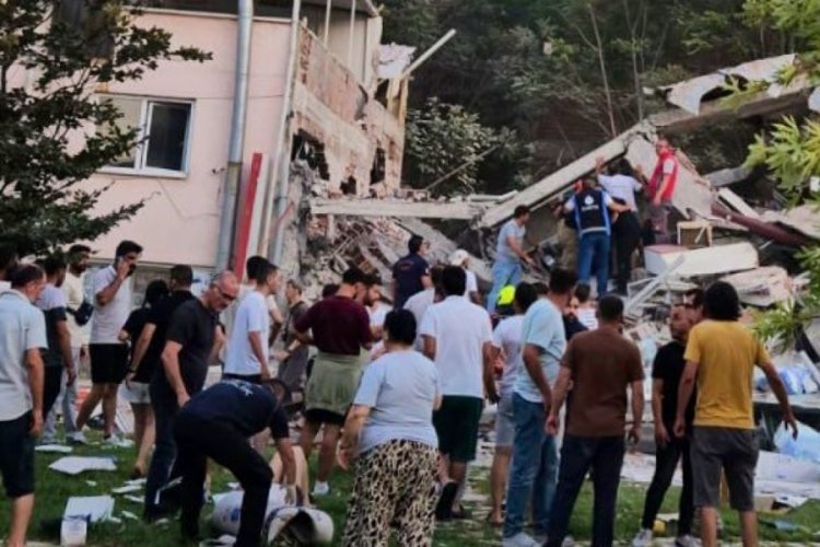 Balıkesir merkezli 6.1 büyüklüğünde deprem meydana geldi. Bursa’da ve çevre