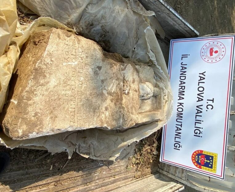 Yalova İl Jandarma Komutanlığı, tarihi eser kaçakçılığına yönelik yürüttüğü çalışmalar