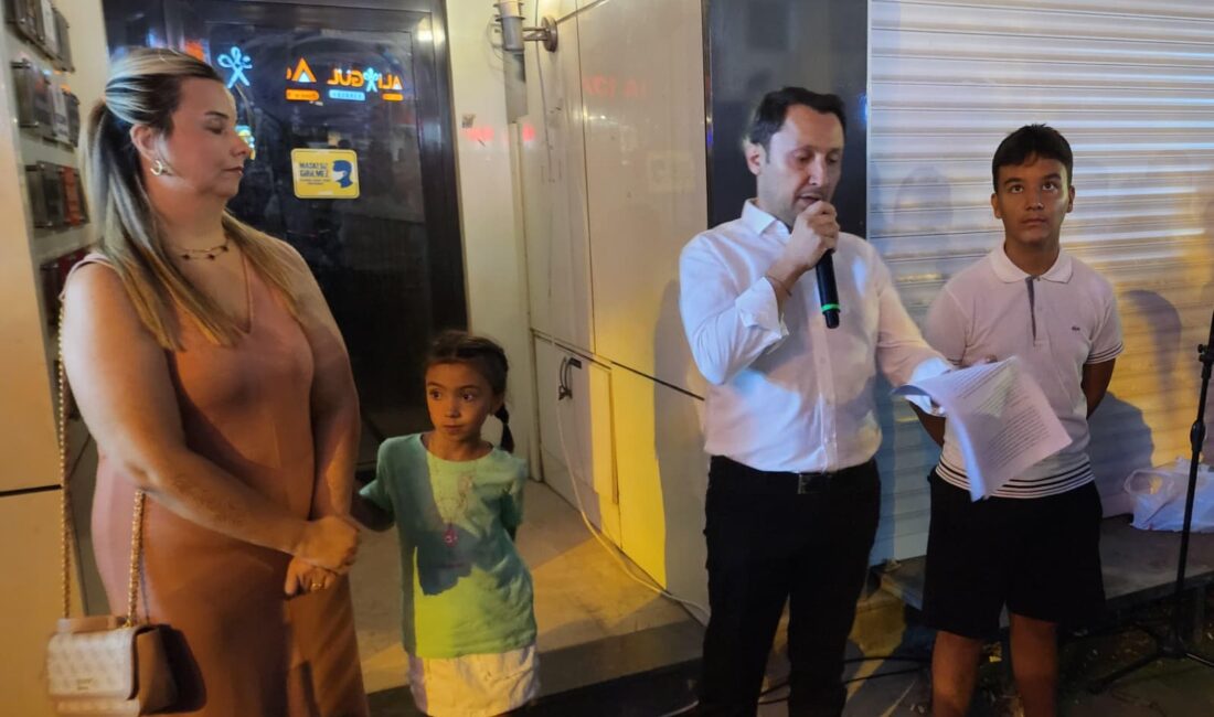CHP Orhangazi'de Eylül ayı içinde yapılması beklenen kongre öncesinde, adaylığını