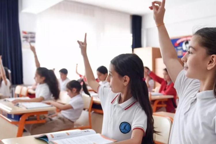 Yeni eğitim ve öğretim yılının başlamasına sayılı günler kala, velilerin