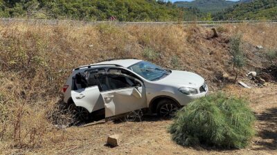 Bursa'nın Yenişehir ile İznik ilçeleri arasında meydana gelen trafik kazasında,