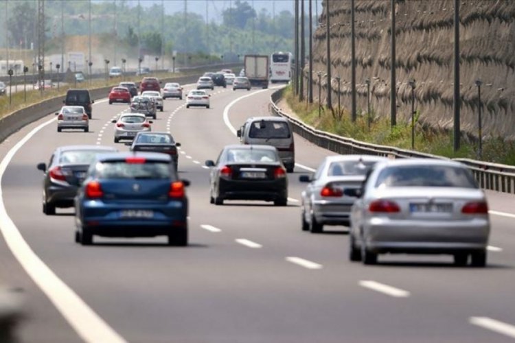 Sürücüler Dikkat! Trafik Sigortasına Zam Geldi, En Riskli İle Hasarsız Arasındaki Makas Açıldı… İstanbul başta olmak üzere büyükşehirlerde zorunlu trafik sigortası için uygulanacak