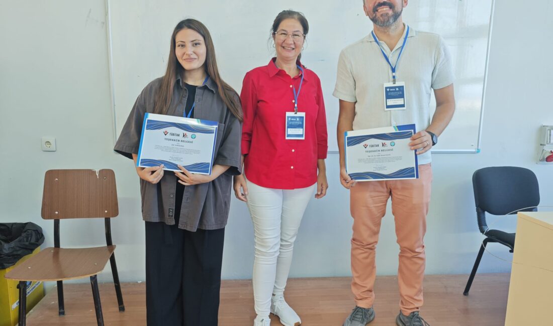 Bursa Uludağ Üniversitesi OYAÇ MYO öğretim elemanı Dr. Kadir Burak
