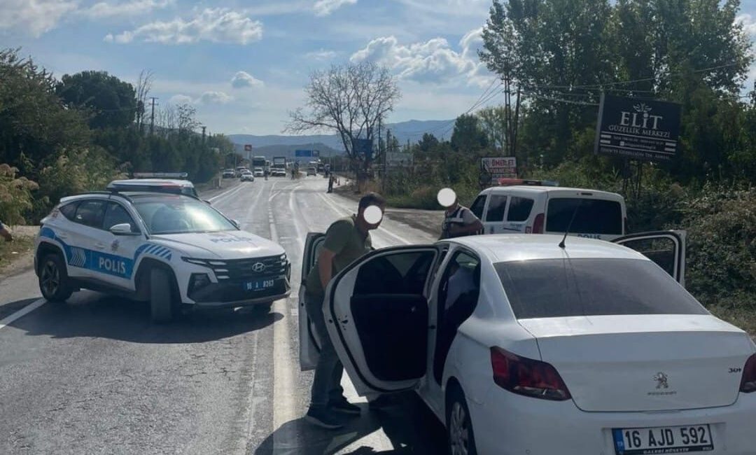 Yalova Adliyesi önünde bugün meydana gelen cinayetin zanlısı, Bursa'nın İznik