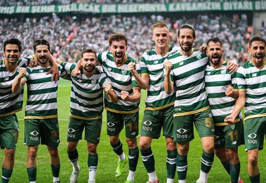 Bursaspor, TFF 2. lig 4. hafta maçında Arnavutköy Belediye FSK