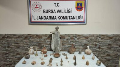 Bursa İl Jandarma Komutanlığı ekipleri yaptıkları operasyonla Roma ve Bizans