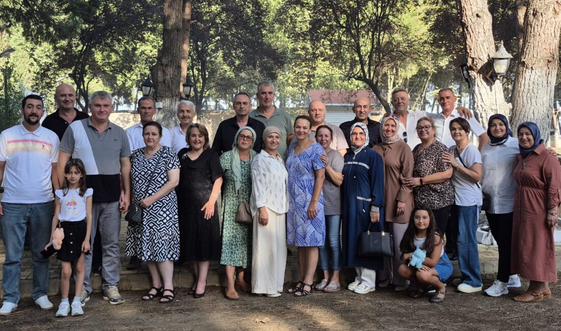 Orhangazi’de iki köyün arasında kerpiçten yapılmış eski ahşap binasında eğitim