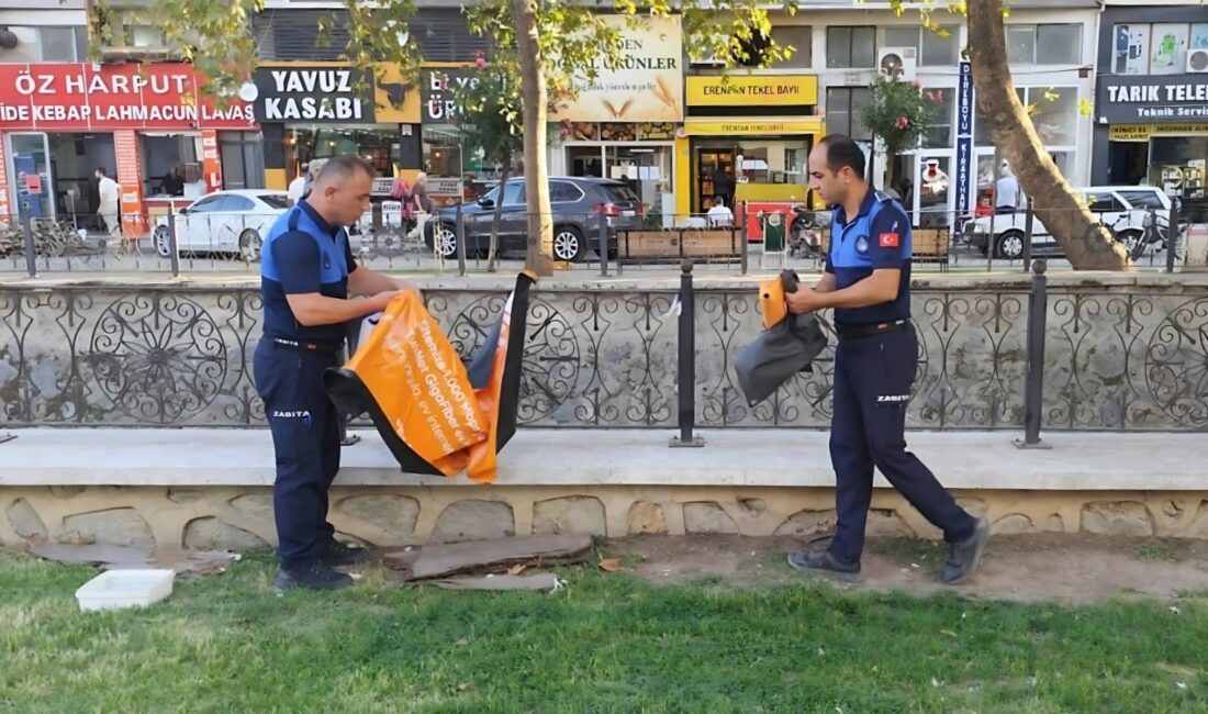 Gemlik’in farklı noktalarına izinsiz afiş asan bir internet hizmet sağlayıcısına,