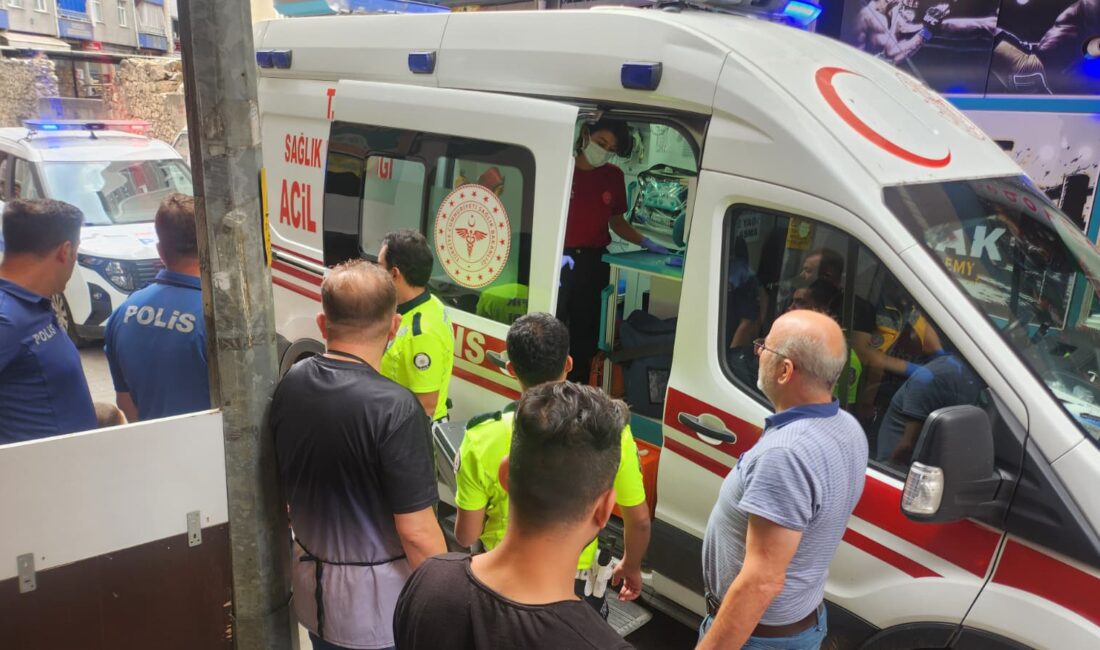 Bursa'nın Orhangazi ilçesinde meydana gelen trafik kazasında, elektrikli bisikletin çarptığı