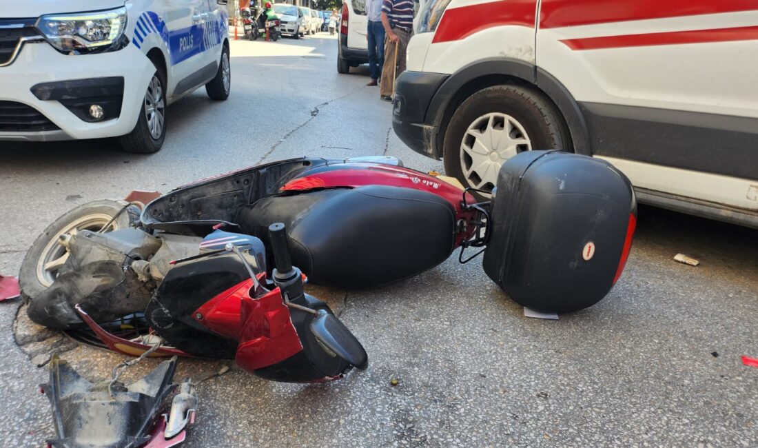 Bursa'nın Orhangazi ilçesinde meydana gelen trafik kazasında, iki Caddenin kesiştiği