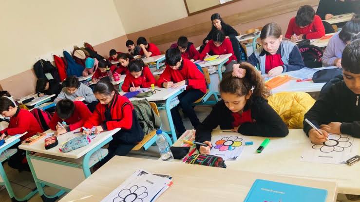 2025-2026 Eğitim Öğretim sezonu 8 Eylül pazartesi günü ( yarın