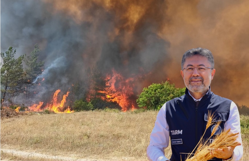 Tarım ve Orman Bakanı İbrahim Yumaklı, orman yangınlarıyla mücadelede görev