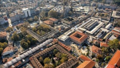 Bursa Kapalı Çarşı altın fiyatları haftanın ilk gününde yatırımcılara hareketli