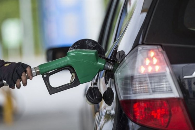 Petrol fiyatlarındaki artış akaryakıt fiyatlarına yansımaya devam ederken, benzine bu