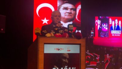 Cumhuriyet Halk Partisi  Bursa İl Kongresi’nde konuşan Bursa Büyükşehir