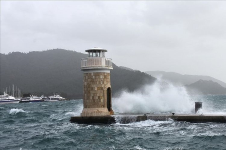 Bursa'da kuvvetli fırtınanın etkili olacağı konusunda uyarı üstüne uyarı geldi.