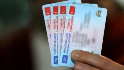 Ehliyetleri yenilemek için tanınan süre bugün doluyor. Yenileme için bugün