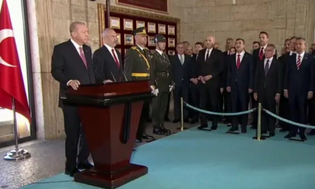 Cumhurbaşkanı Erdoğan ve devlet erkanı, 29 Ekim dolayısıyla Anıtkabir'i ziyaret