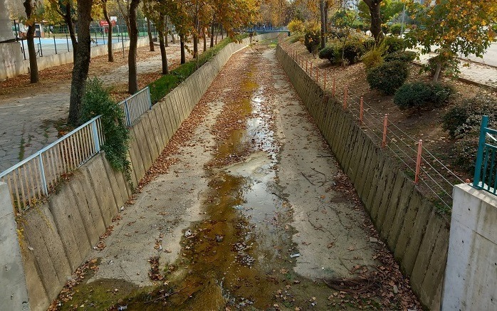 Ülke genelinde sıcaklıkların mevsim normallerin üzerinde seyretmesi bununla birlikte yağışların