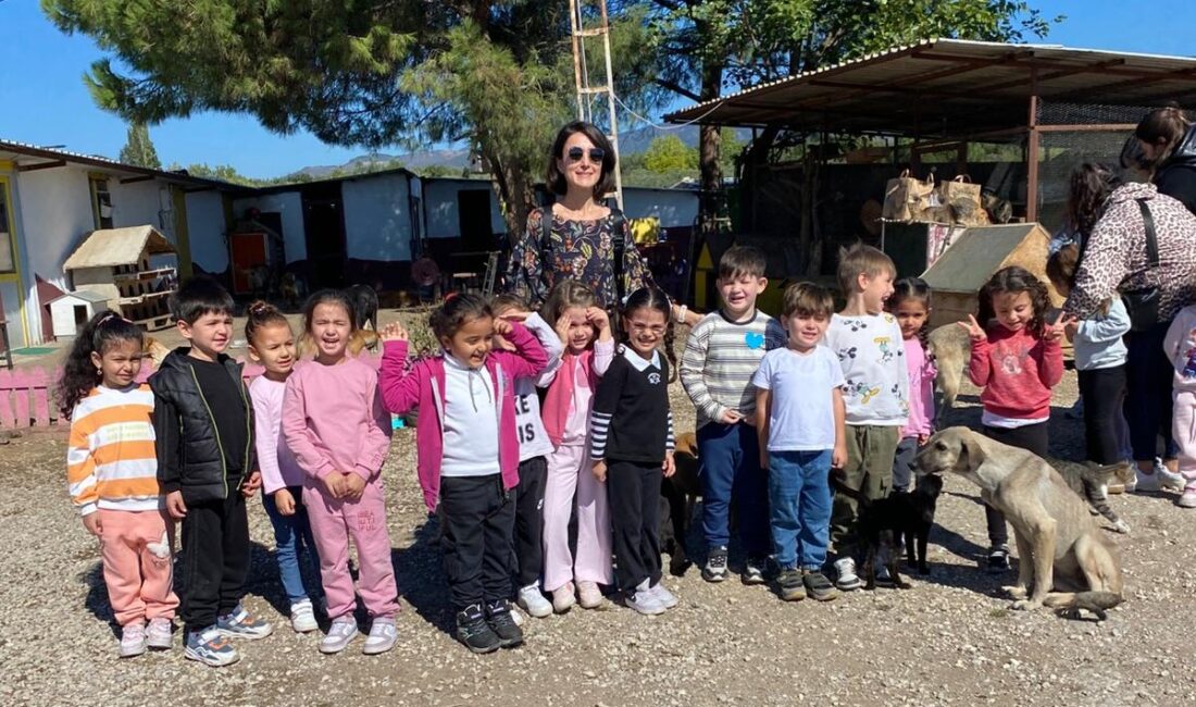 4 Ekim Hayvanları Koruma Günü kapsamında 125. Yıl Ortaokulu anasınıfı