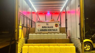 Bursa'nın İznik ilçesinde Sakarya yolu üzerinde şüphe üzerine Jandarma ekiplerince