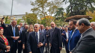 Bursa Büyükşehir Belediye Başkanı Mustafa Bozbey, ''Başkan Burada'' ziyaretleri kapsamında