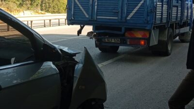 Yalova - Bursa yolu süpürgelik mevkiinde meydana gelen trafik kazasında