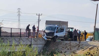 Bursa'nın Orhangazi ilçesinde İznik yolu üzerinde meydana gelen trafik kazasında,